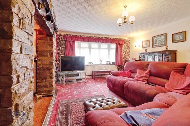 2, Dairylands Road, Stoke-On-Trent photo 4