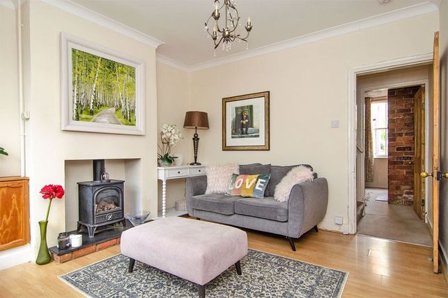 5, Hall Lane, Burntwood photo 3