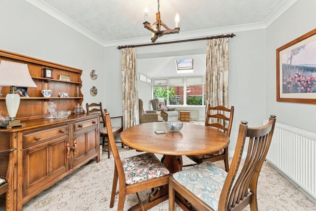 8, Sowood Court, Ossett photo 4