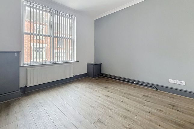 21 Dominic Street, Stoke-on-Trent photo 2