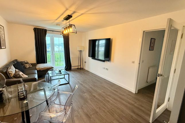Flat 3/2, 29 Kilmartin Gardens, Bishopton photo 3