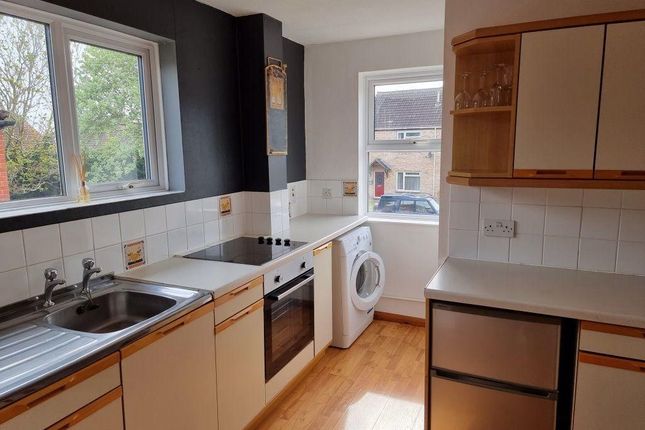 22 Yarlington Close, Taunton photo 4