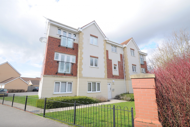 Flat for sale in 63 Woodheys Park, Hull, Yorkshire