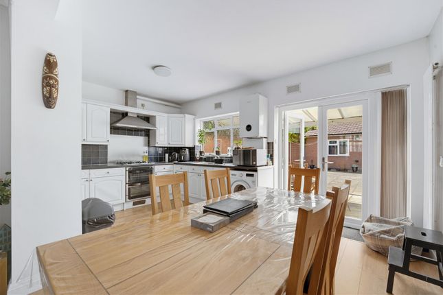 48, Bycroft Road, Southall photo 4