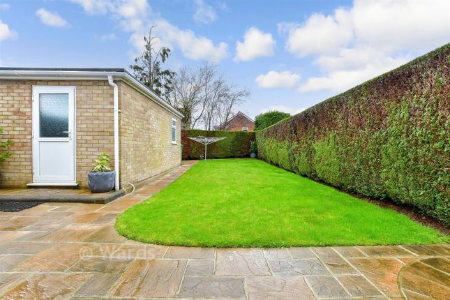 1, Iden Crescent, Tonbridge photo 2