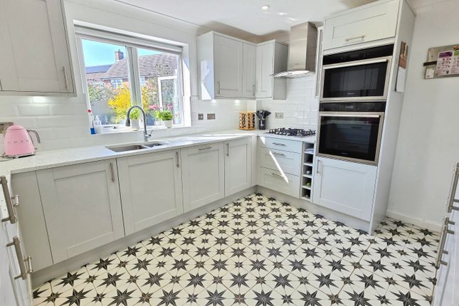 10, Coleridge Gardens, Sleaford photo 3