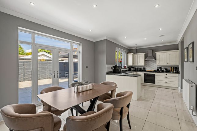 22, Southward Lane, Swansea photo 4