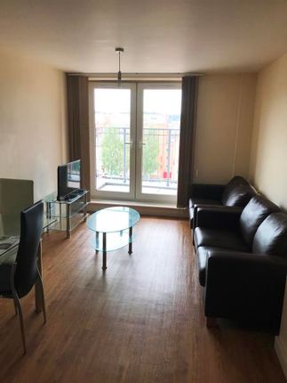 Thumbnail Shared accommodation to rent in Calais House, Calais Hill, Leicester
