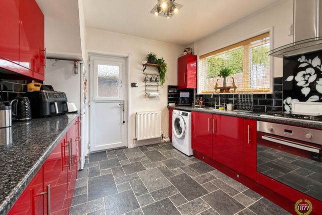 1 Hartley Avenue, Accrington photo 3