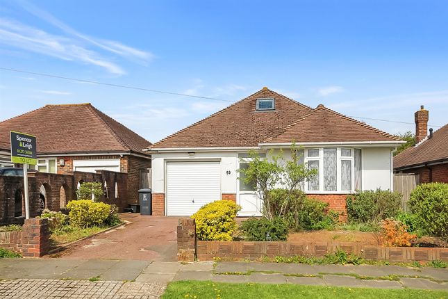 Detached bungalow to rent in Green Ridge, Westdene, Brighton