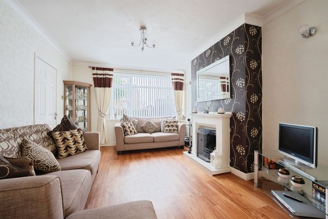 13, Philips Lane, Ellesmere Port photo 2