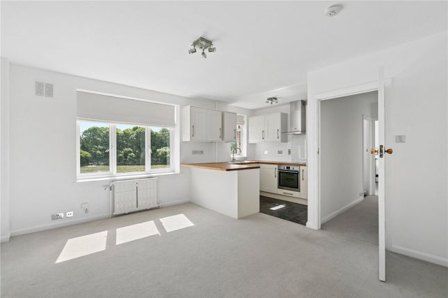 40, Thames Eyot, Twickenham photo 4