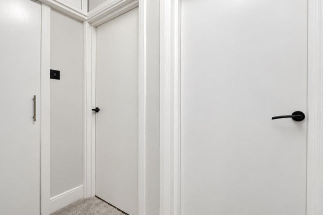 153A, Green Lanes, London photo 4
