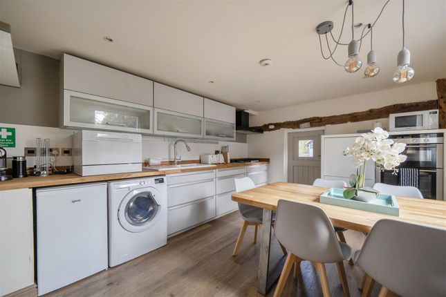 The White Barn, Grayswood Road, Haslemere photo 2