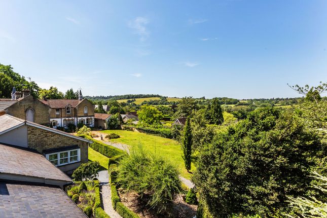Pump House Cottage Downs Lane, Leatherhead photo 4