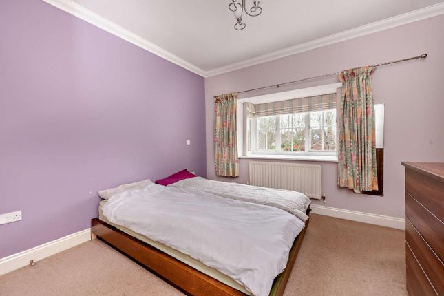 Detached house to rent in Tregony Road, Orpington, Kent