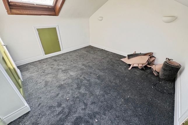 3, Gainsborough Drive, Westcliff-On-Sea photo 2