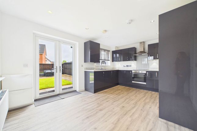 223, Meadowhead Road, Wishaw photo 3
