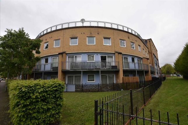 Thumbnail Flat for sale in Wooldridge Close, Feltham