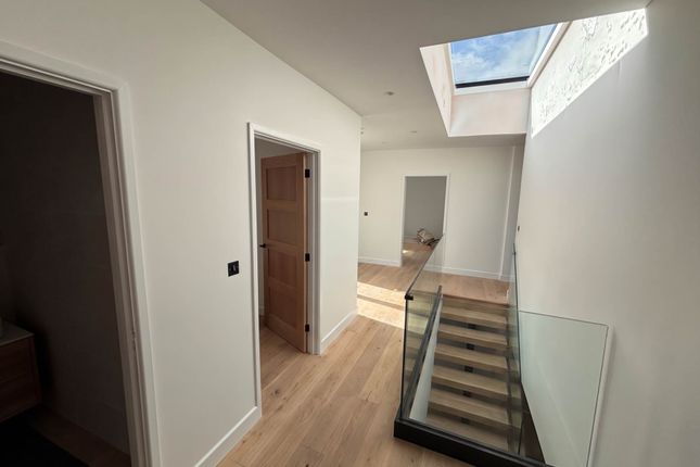 9, Gwastad Lane, Borth photo 3