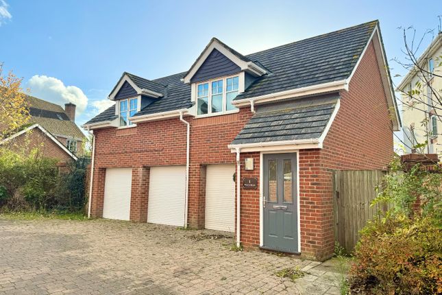 Thumbnail Flat for sale in Peked Mede, Hook, Hampshire