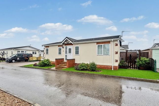 2-bed house on 7, Kensington Grove, Lincoln, £70,000