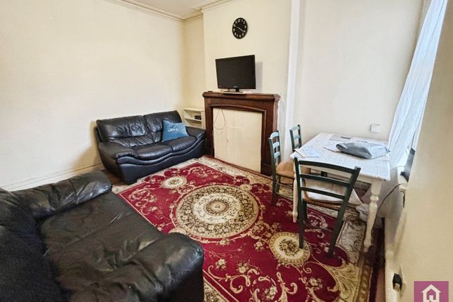25, Furness Road, Greater Manchester photo 3