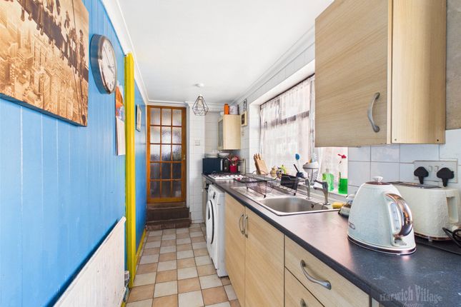 35, Hordle Street, Harwich photo 4