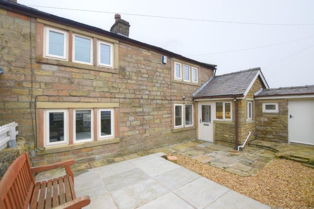 Thumbnail Cottage for sale in Brownhill Row, Colne