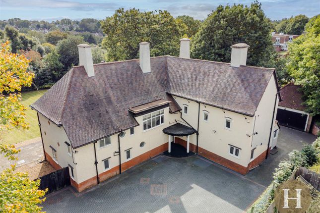 Hadleigh Estate Agents-80.Jpg