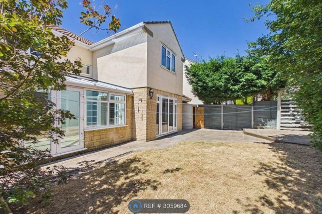 Cooks Close, Bradley Stoke, Bristol photo 3