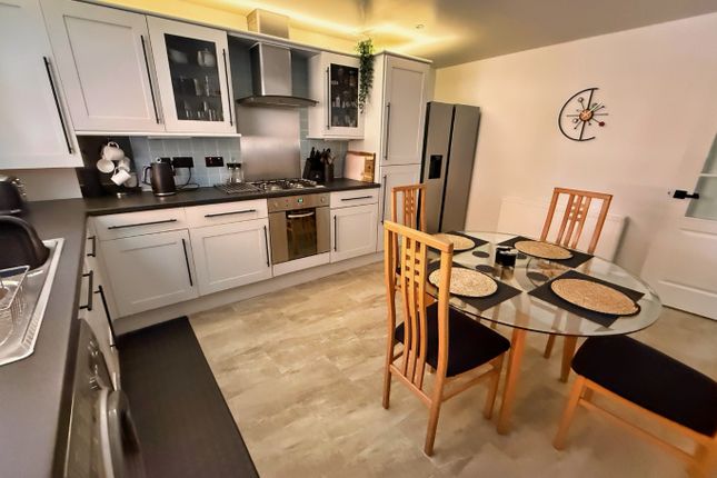 Hamilton Street, Larkhall, ML9 2AT, Larkhall photo 5