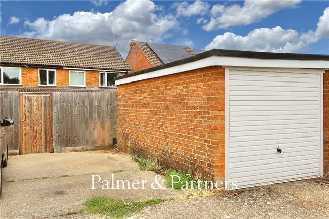 Balmedie,, Main Road, Ipswich photo 4