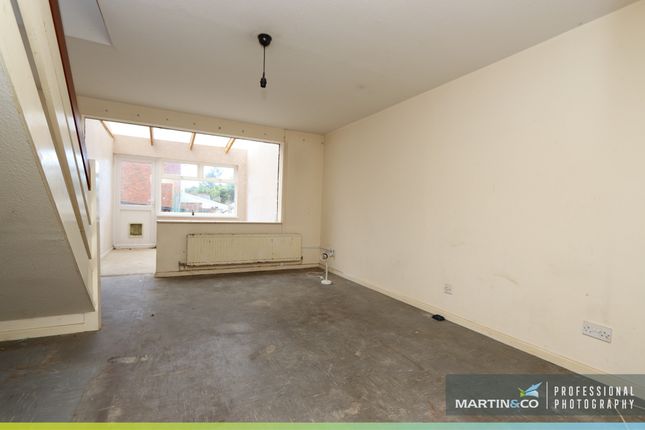 16, Stallcourt Close, Cardiff, Wales photo 4