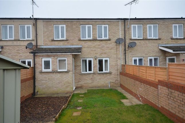 Terraced house to rent in Millennium Way, Goole