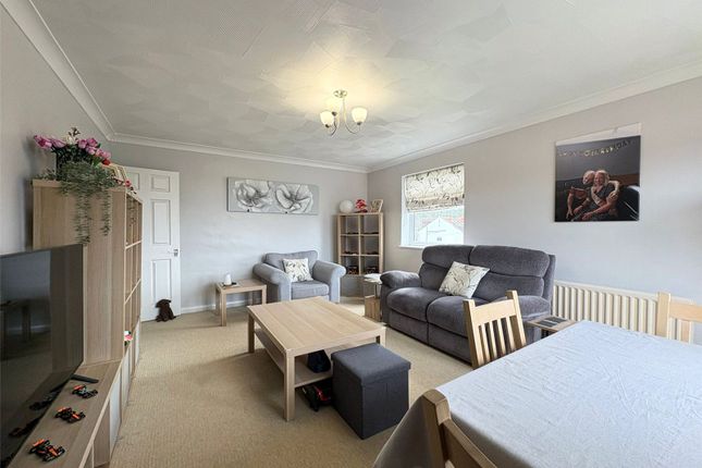 71, Elleray Court, Ash Vale photo 2