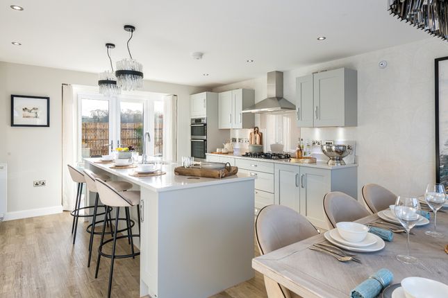 Kitchen /Dining In The Brechin