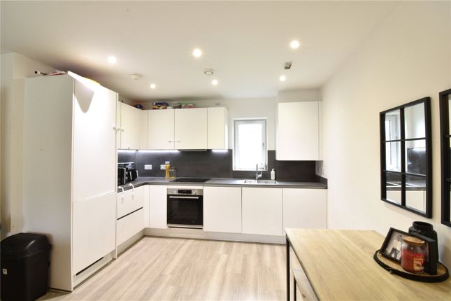 Flat 4, Shire House,, Farriers Way, Hertfordshire photo 3