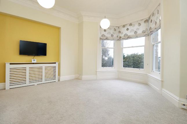 Flat for sale in The Avenue, Clevedon