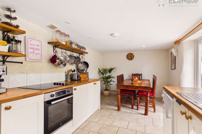 2a, High Street Bampton, Tiverton photo 3
