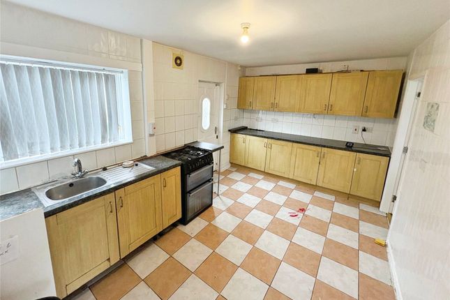 9, Kemberton Road, West Midlands photo 2