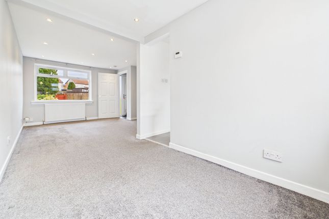 4 Mary Rae Road, Bellshill photo 3