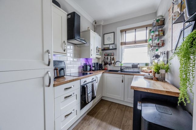 7a, Tintern Avenue, Westcliff-On-Sea photo 4