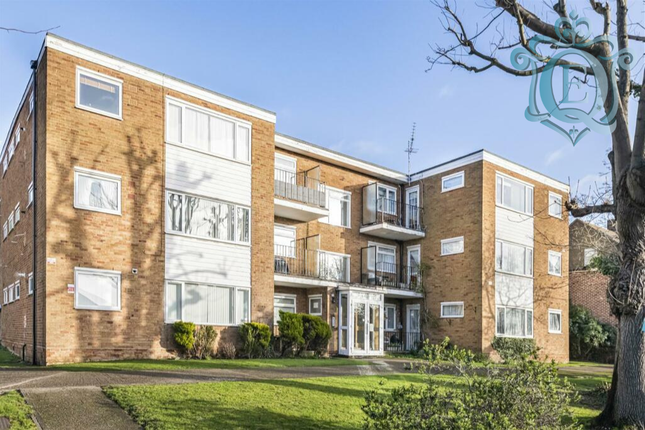 Thumbnail Flat for sale in Butler Close, Oxford