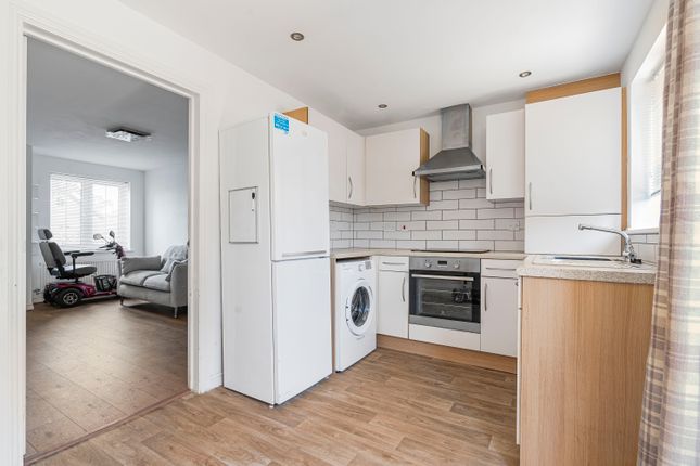 24, Yarlington Mill, Exeter photo 4