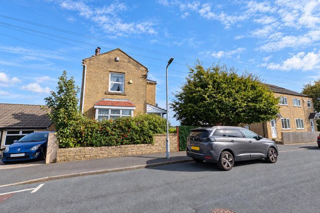 4-bed detached on 59, King Street, Eccleshill, £200,000