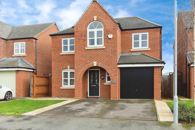 Detached house for sale in Croft Close, Two Gates, Tamworth