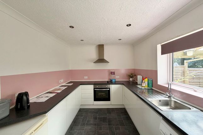 45, Camperdown Street, Bexhill on Sea photo 2
