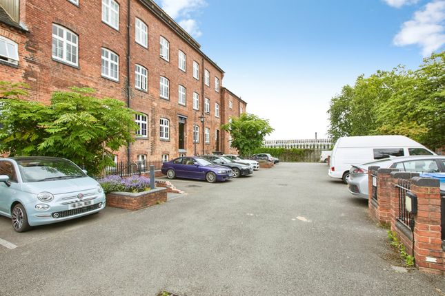 Flat 15, The Malthouse, 167-169, Horninglow Street, Burton-On-Trent photo 4