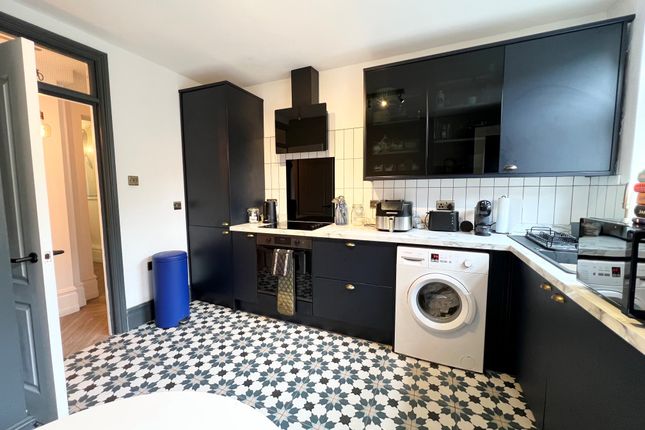 Ground Floor Maisonette, 145, Sanderstead Road, Sanderstead photo 4